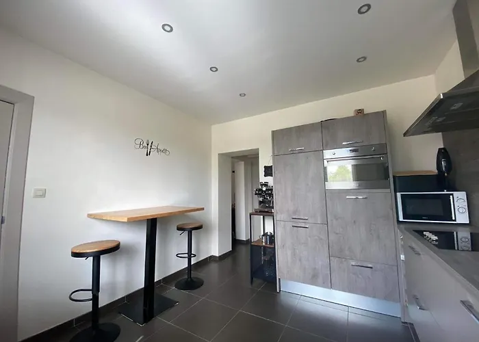 The 75 Renovated Work Or * Comines-Warneton