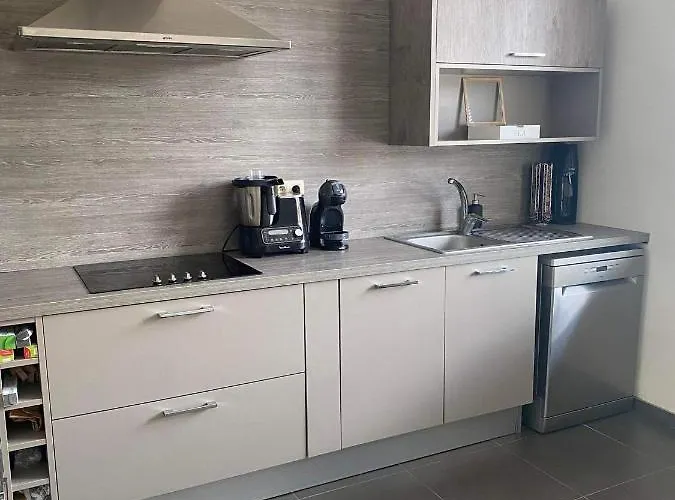 The 75 Renovated Work Or بيت للعطل